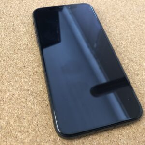 iPhone X 落下により画面が映らなくなった。。データそのままでお直しできます！